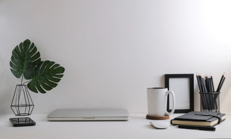 Calm neutral workspace with soft natural light, symbolizing brain longevity and mindful cognitive health after 40.